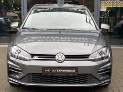 Grijs Gebruikt 2018 VW Golf VII Highline Hatchback | € 21.750 (Duur)