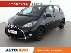 Zwart Gebruikt 2016 Toyota Yaris Hybrid Edition-S Hatchback | € 12.849 (Eerlijke prijs)