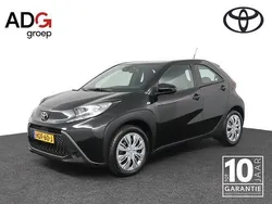 Zwart Gebruikt 2025 Toyota Aygo Play Hatchback | € 20.950 (Duur)
