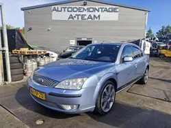 Blauw Gebruikt 2007 Ford Mondeo Platinum Hatchback | € 1.850 (Eerlijke prijs)