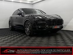Zwart, metallic lak Gebruikt 2023 Porsche Cayenne Sport SUV | € 99.995 (Super prijs)