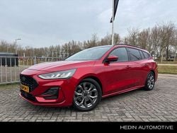 Rood Gebruikt 2025 Ford Focus ST-Line X Stationwagen | € 31.995 (Duur)