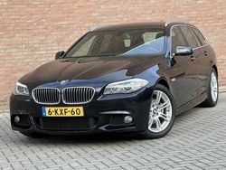 Zwart, metallic lak Gebruikt 2013 BMW 520 M Sport Stationwagen | € 12.990 (Eerlijke prijs)