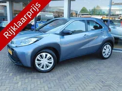 Grijs Gebruikt 2024 Toyota Aygo Play Hatchback | € 18.400 (Eerlijke prijs)