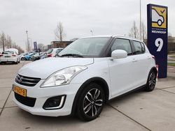 Wit, metallic lak Gebruikt 2017 Suzuki Swift Style Hatchback | € 10.949 (Goede deal)