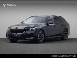 Zwart Gebruikt 2025 BMW 530e M Sport Stationwagen | € 89.677