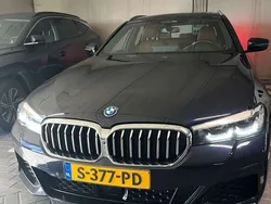 Zwart Gebruikt 2023 BMW 530 Stationwagen | € 47.500 (Eerlijke prijs)