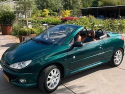 Gebruikt 2003 Peugeot 206 CC Cabriolet | € 1.149 (Iets duurder)