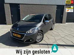 Grijs Gebruikt 2019 Peugeot 208 Allure Hatchback | € 10.950 (Eerlijke prijs)