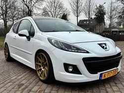Wit Gebruikt 2010 Peugeot 207 Hatchback | € 4.850
