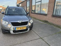 Grijs Gebruikt 2010 Skoda Yeti Ambition SUV | € 4.450 (Iets duurder)