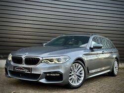 Grijs / bluestone metallic (c2y) Gebruikt 2018 BMW 530 M Sport Stationwagen | € 19.950 (Goede deal)