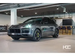 Grijs Gebruikt 2021 Porsche Cayenne Turbo S SUV | € 106.950 (Super prijs)