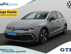 Grijs Gebruikt 2023 VW Golf VIII GTE Hatchback | € 31.900 (Eerlijke prijs)
