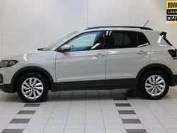 Wit, metallic lak Gebruikt 2023 VW T-Cross Life SUV | € 24.950 (Eerlijke prijs)