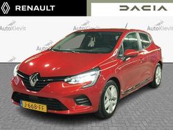 Rood metallic Gebruikt 2020 Renault Clio V Zen Hatchback | € 13.950 (Eerlijke prijs)