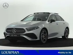 Zilver, metallic lak Nieuw 2025 Mercedes A250 Business Sedan | € 50.620 (Eerlijke prijs)