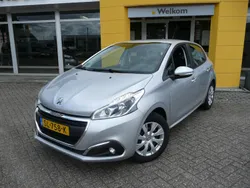 Grijs Gebruikt 2018 Peugeot 208 Hatchback | € 11.899 (Duur)