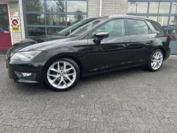 Zwart, metallic lak Gebruikt 2015 Seat Leon ST FR Stationwagen | € 11.850 (Eerlijke prijs)