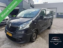Zwart Gebruikt 2015 Renault Trafic Van | € 3.250 (Eerlijke prijs)