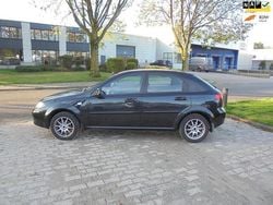 Zwart Gebruikt 2008 Chevrolet Lacetti Hatchback | € 999