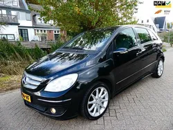 Zwart Gebruikt 2006 Mercedes B170 MPV | € 3.745 (Goede deal)