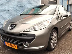 Grijs, metallic lak Gebruikt 2009 Peugeot 207 CC Cabriolet | € 3.850 (Eerlijke prijs)