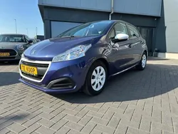 Blauw, metallic lak Gebruikt 2017 Peugeot 208 Access Hatchback | € 7.450 (Eerlijke prijs)