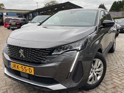 Grijs Gebruikt 2022 Peugeot 5008 Active SUV | € 22.450 (Super prijs)