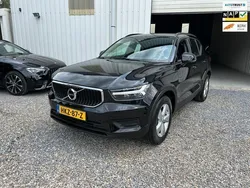 Zwart, metallic lak Gebruikt 2021 Volvo XC40 Momentum SUV | € 24.249