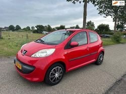 Rood Gebruikt 2008 Peugeot 107 Hatchback | € 1.250 (Goede deal)