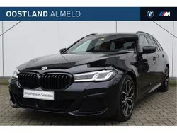 Zwart Gebruikt 2022 BMW 530e Executive Stationwagen | € 46.450 (Eerlijke prijs)