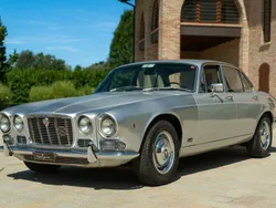 Grijsgrigio Gebruikt 1970 Jaguar XJ6 Sedan | € 22.000
