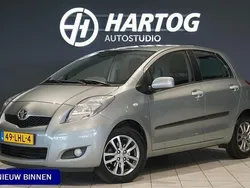 Grijs Gebruikt 2010 Toyota Yaris Hatchback | € 6.950 (Eerlijke prijs)