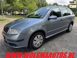 Grijs Gebruikt 2005 Skoda Fabia Ambiente Stationwagen | € 950 (Eerlijke prijs)