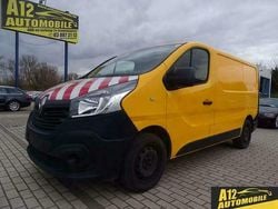 Oranje Gebruikt 2015 Renault Trafic Van | € 12.750