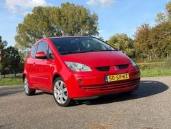 Rood Gebruikt 2006 Mitsubishi Colt Hatchback | € 1.799 (Eerlijke prijs)