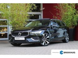 Zwart Gebruikt 2022 Volvo V60 Plus Stationwagen | € 38.900 (Eerlijke prijs)