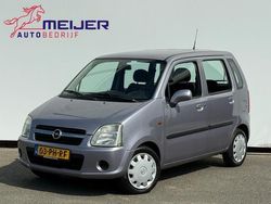 Paars, metallic lak Gebruikt 2004 Opel Agila Enjoy Hatchback | € 2.700 (Duur)