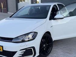 Wit Gebruikt 2018 VW Golf VII GTE Hatchback | € 19.900 (Eerlijke prijs)