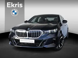 Zwart Gebruikt 2025 BMW 520 Comfort Edition Sedan | € 77.900 (Eerlijke prijs)