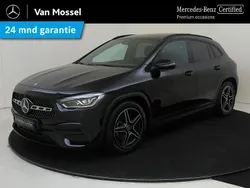Zwart Gebruikt 2020 Mercedes GLA200 Business SUV | € 36.945 (Duur)