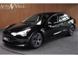 Zwart Gebruikt 2022 Tesla Model 3 Standard Range Sedan | € 31.750 (Eerlijke prijs)
