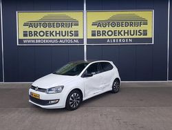 Wit Gebruikt 2015 VW Polo Edition Hatchback | € 5.100 (Super prijs)