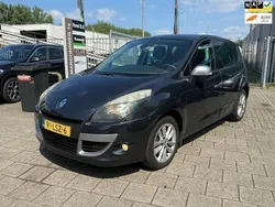 Grijs Gebruikt 2010 Renault Scénic III MPV | € 1.749 (Super prijs)