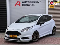 Wit Gebruikt 2015 Ford Fiesta ST Hatchback | € 8.950 (Goede deal)