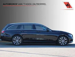 Zwart Gebruikt 2022 Mercedes E300 Avantgarde Stationwagen | € 39.900 (Super prijs)
