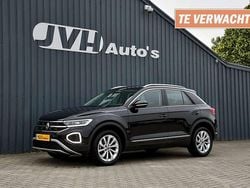 Zwart Gebruikt 2024 VW T-Roc Sport SUV | € 30.750 (Goede deal)