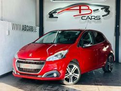 Rood Gebruikt 2016 Peugeot 208 GT-line Hatchback | € 9.990 (Duur)