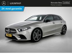 Grijs metallic Gebruikt 2020 Mercedes A160 Business Hatchback | € 22.945 (Iets duurder)